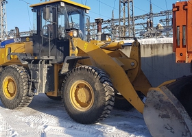 общий вид погрузчика SEM 639B